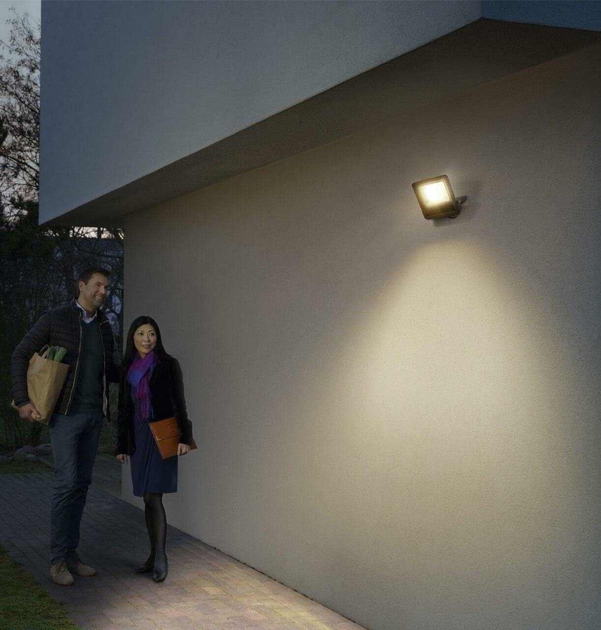 LEDVANCE LED ECO FLOOD LIGHT 150W COOL DAY LIGHT, White, LEDV-ECO-FL-150W-CD - Deluxe Electricals