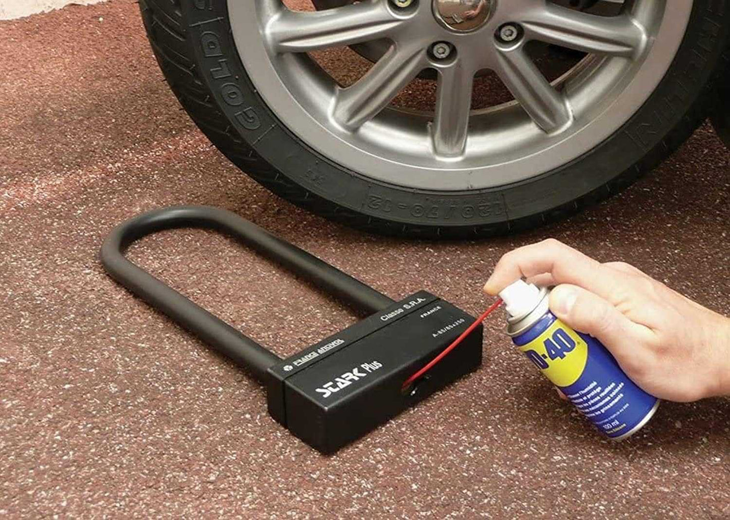 WD-40 Rust Remover, 330ML - Deluxe Electricals